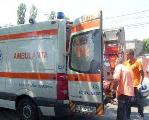 Spulberat de un autoturism, în apropiere de Eforie Nord